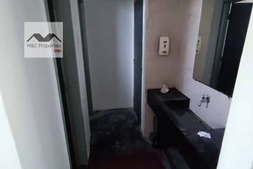 Pusat Komersial Rasah Prima