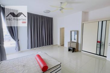 Adira Semi Furnished End Lot 2 Storey Terraced Sendayan For Rent!!