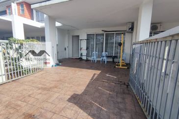 Sakura 90% Furnished Facing Empty 2 Storey Terraced S2 Heights Fr Rent