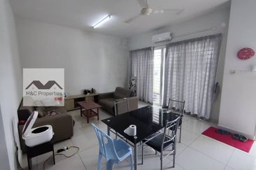Sakura 90% Furnished Facing Empty 2 Storey Terraced S2 Heights Fr Rent