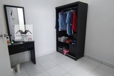 Sakura 90% Furnished Facing Empty 2 Storey Terraced S2 Heights Fr Rent