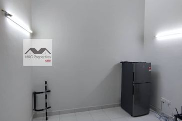 Sakura 90% Furnished Facing Empty 2 Storey Terraced S2 Heights Fr Rent