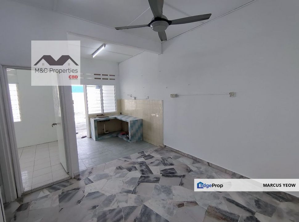 Taman Bunga Blossom Basic Unit 1 Storey Terraced Seremban For Sale!!, Negeri Sembilan, Seremban