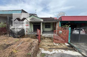 Taman Mambau Jaya Back Fully Extended 1 Storey House Seremban For Sale