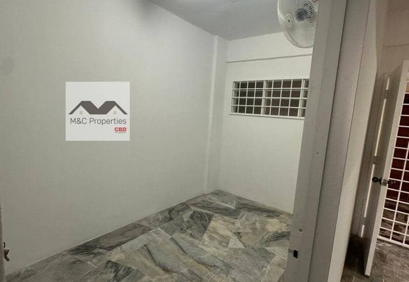 Bukit Delima Apartment With 1 Car Park Seremban For Rent!!