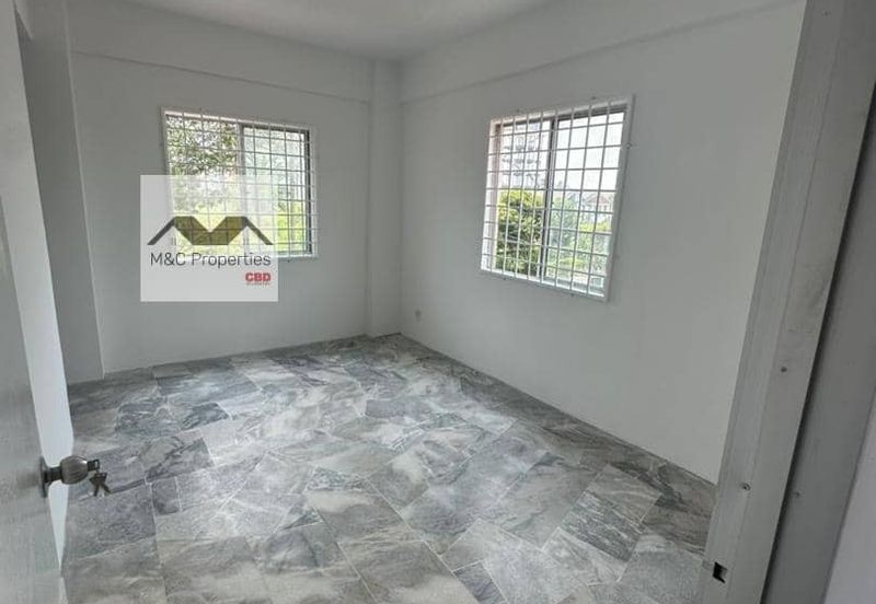 Bukit Delima Apartment With 1 Car Park Seremban For Rent!!