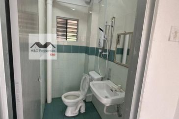 Bukit Delima Apartment With 1 Car Park Seremban For Rent!!