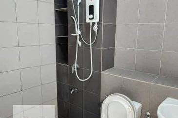 Anggun @ Bandar Ainsdale