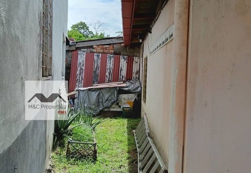 Taman Jujur, Sikamat