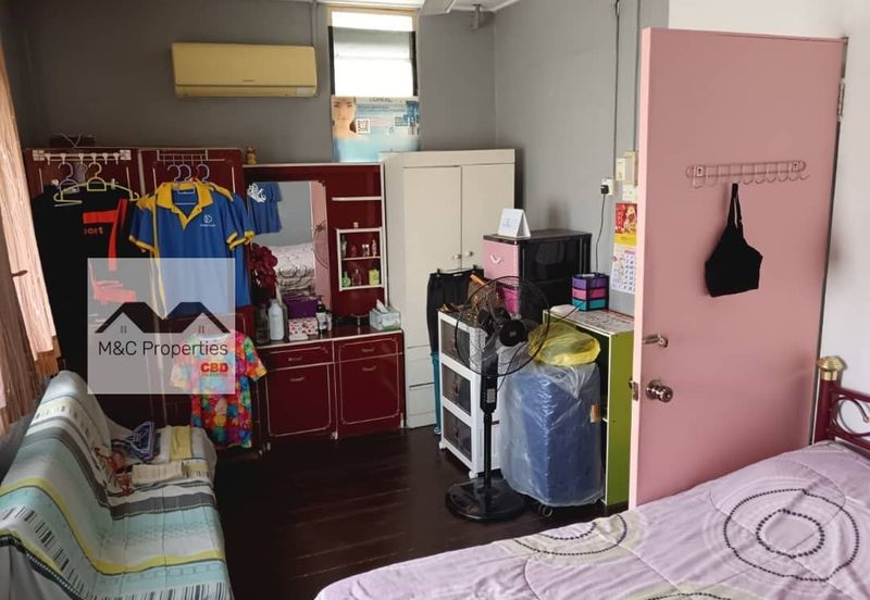 Taman Jujur, Sikamat