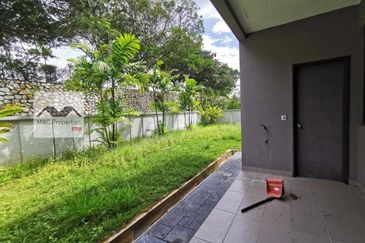 AVIVA GREEN @ SEREMBAN 2