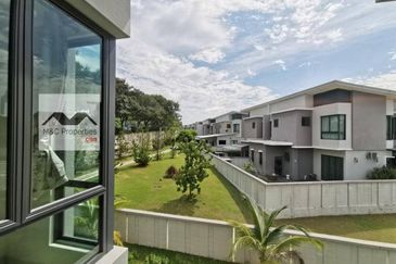 AVIVA GREEN @ SEREMBAN 2