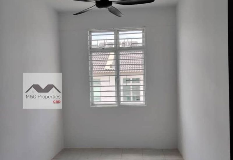 Taman Lazuli Brand New 2 Storey Terraced Galena Seremban For Rent!!