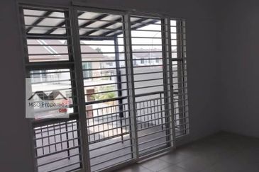 Taman Lazuli Brand New 2 Storey Terraced Galena Seremban For Rent!!