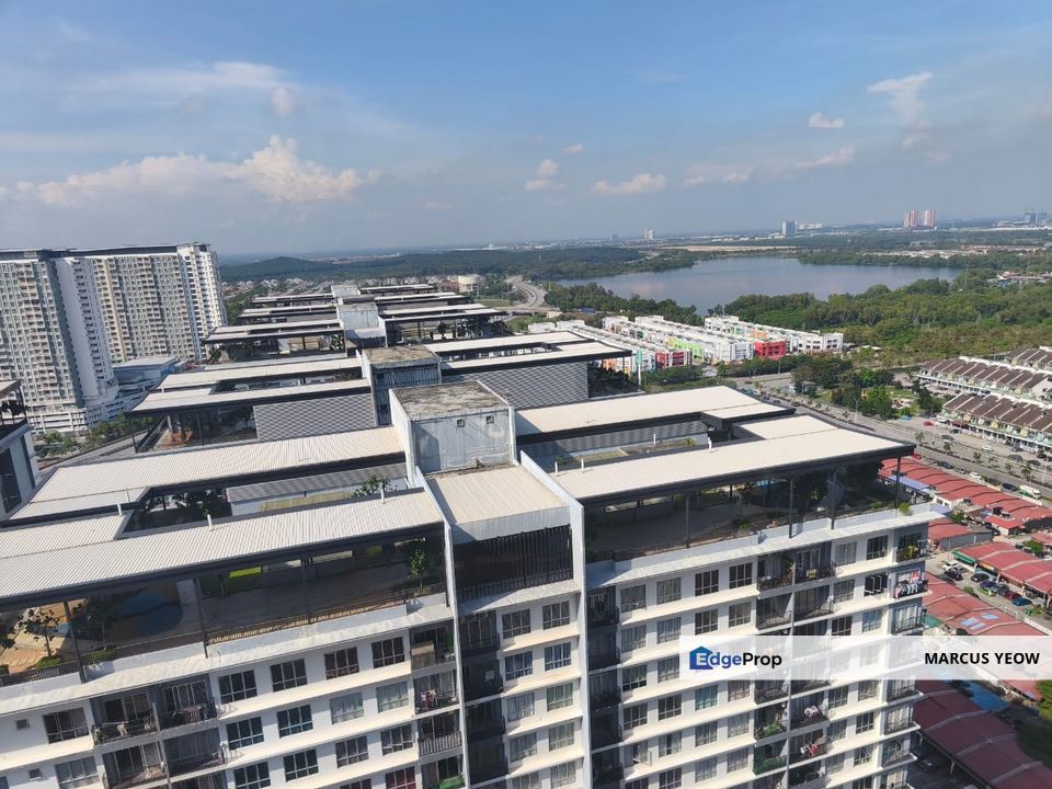 Bsp21 Serviced Residence High Floor With 2 Car Parks For Sale!!, Selangor, Jenjarom