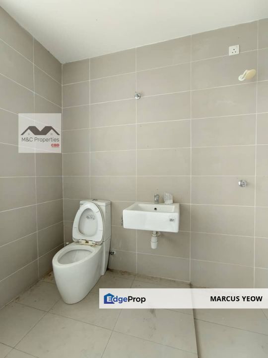 Hijayu 3b Basic Unit 2 Storey Superlink Bandar Sri Sendayan For Sale!!, Negeri Sembilan, Siliau