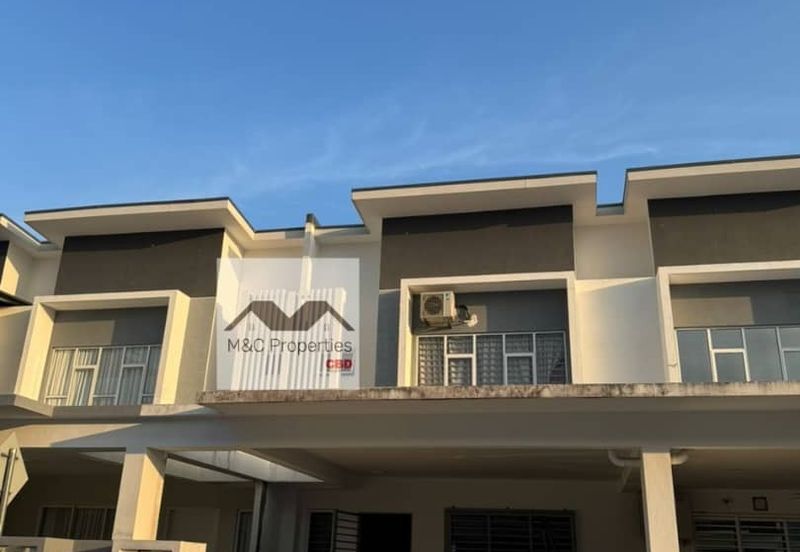 Damaris @ Ara Sendayan