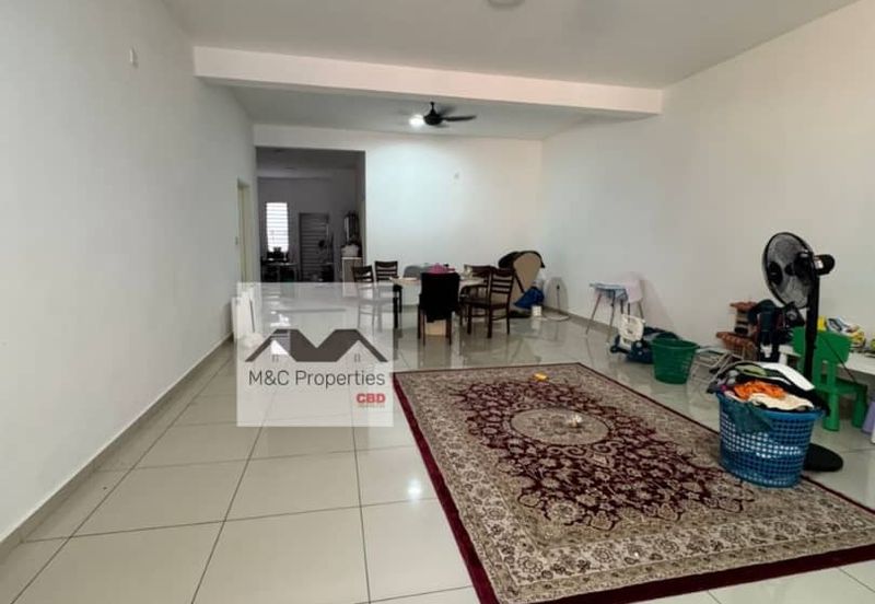 Damaris @ Ara Sendayan