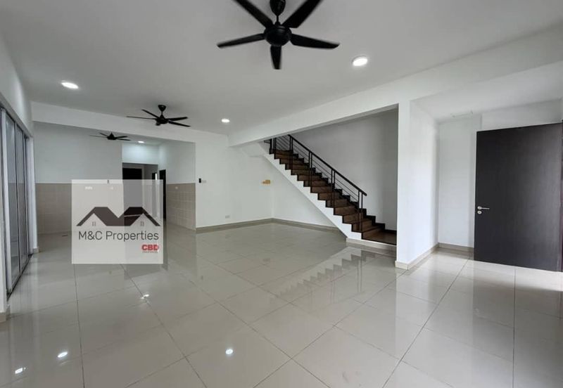 BANDAR AINSDALE FASA 2(SEGAR)