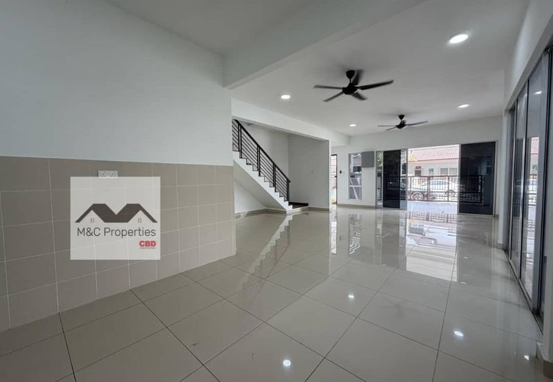 BANDAR AINSDALE FASA 2(SEGAR)