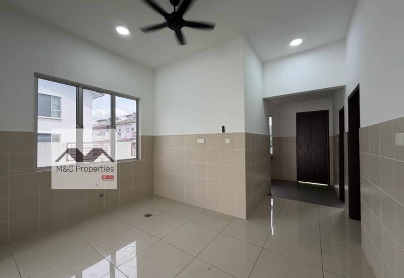 BANDAR AINSDALE FASA 2(SEGAR)