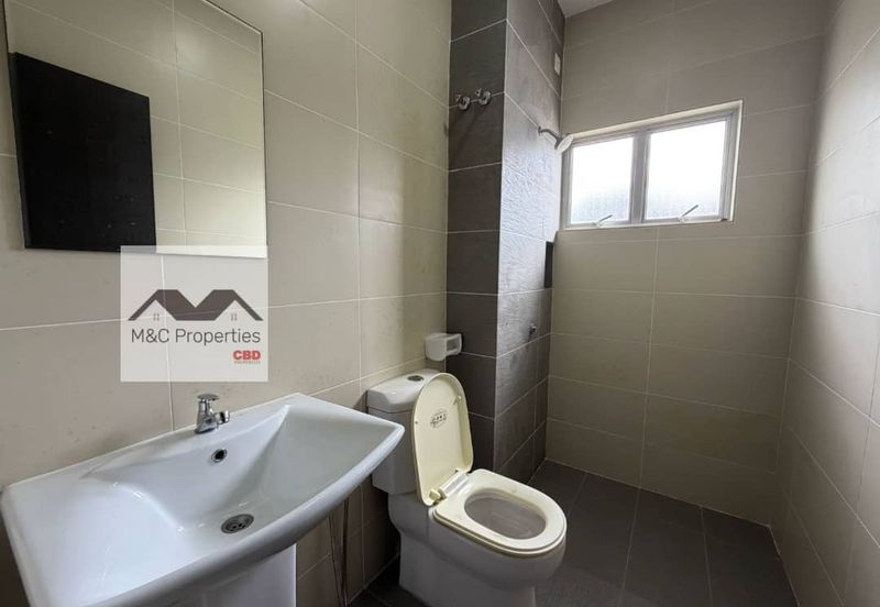 BANDAR AINSDALE FASA 2(SEGAR)