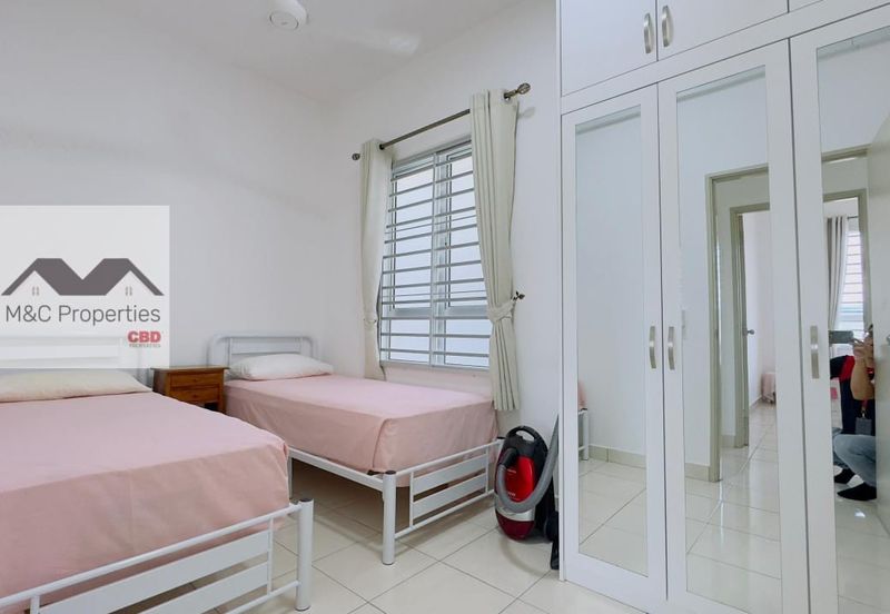 Safira Apartment, Seremban 2