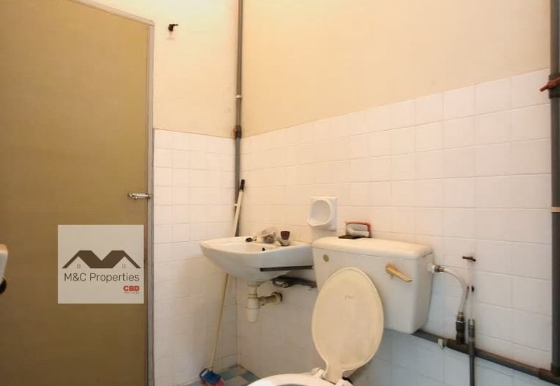 Taman Star Light 2 Storey Terraced House Rahang Seremban For Sale!!