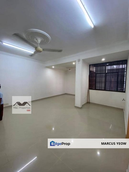 Dahlia First Floor Flat Renovated Unit Seremban 2 For Sale!!, Negeri Sembilan, Seremban