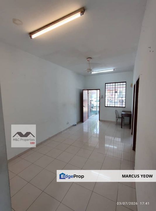 Taman Bukit Kristal Basic Unit 1 Storey Terraced Seremban For Rent!, Negeri Sembilan, Seremban