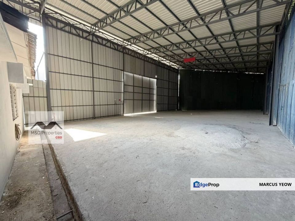 Jalan Labu Taman Serunai Warehouse with building 12K Sqft For Rent!!, Negeri Sembilan, Labu