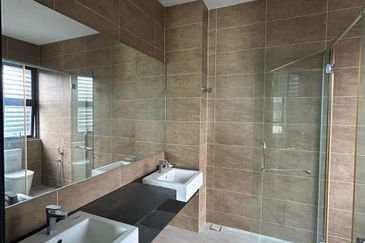 SAUJANA DUTA @ S2 HEIGHTS