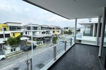 SAUJANA DUTA @ S2 HEIGHTS