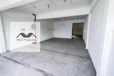 Jalan Kong Sang Bustling 4 Storey Shoplot Seremban Town For Sale!!