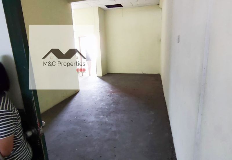 Jalan Kong Sang Bustling 4 Storey Shoplot Seremban Town For Sale!!