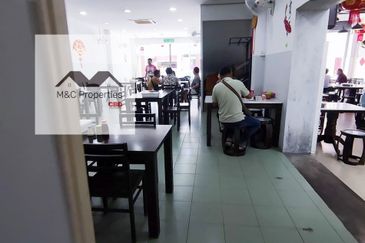 Jalan Kong Sang Bustling 4 Storey Shoplot Seremban Town For Sale!!