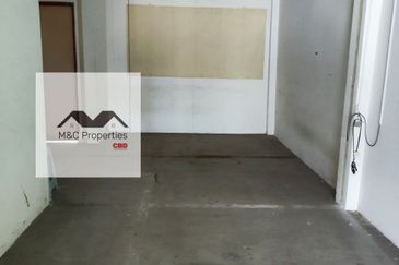 Jalan Kong Sang Bustling 4 Storey Shoplot Seremban Town For Sale!!