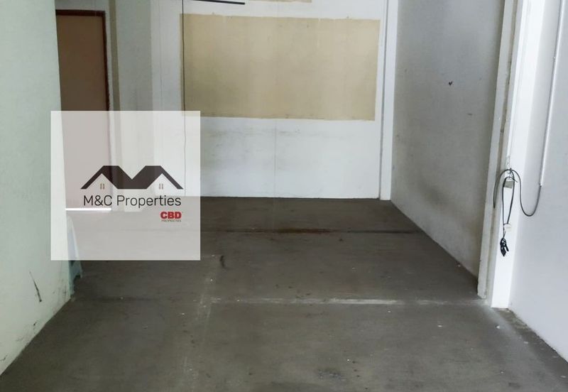 Jalan Kong Sang Bustling 4 Storey Shoplot Seremban Town For Sale!!