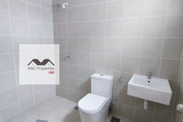 TIARA SENDAYAN (PRESINT 6)