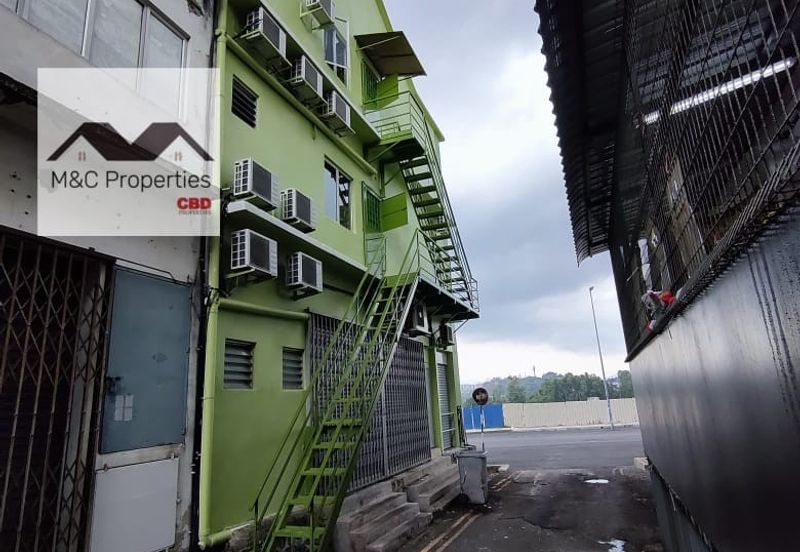 Oakland Commercial Centre