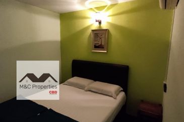 Oakland Commercial Centre