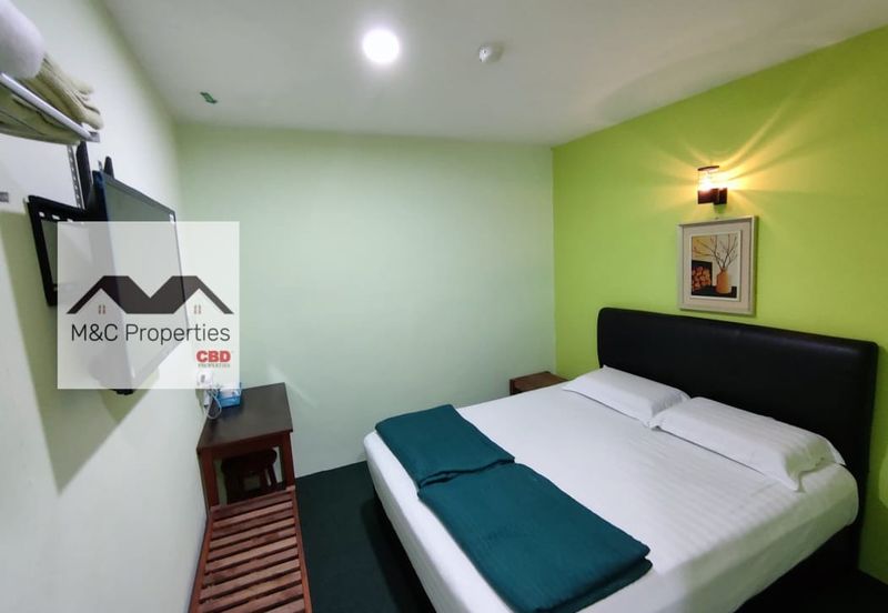 Oakland Commercial Centre