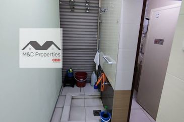 Oakland Commercial Centre