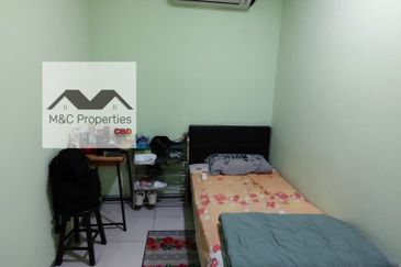 Oakland Commercial Centre