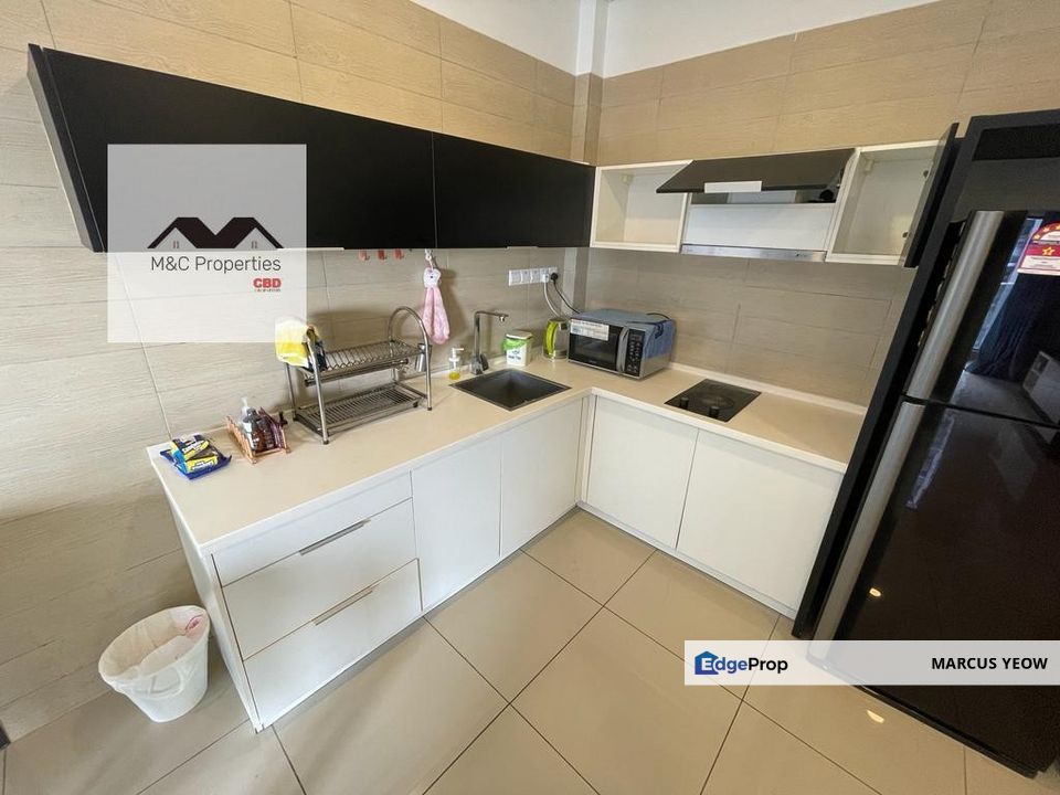 D Latour Fully Furnished Service Residence Near Taylor Sunway For Sale, Selangor, Bandar Sunway