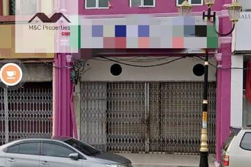 Jalan Dr Krishnan First Floor Shop Office Seremban Old Town For Rent!!