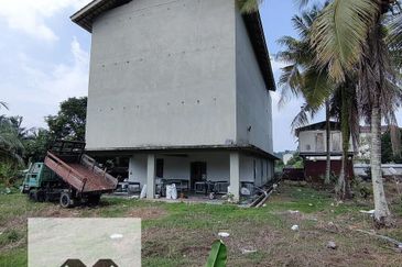 Sungai Gadut Agricultural 1 Acre Land Senawang Seremban For Rent!!