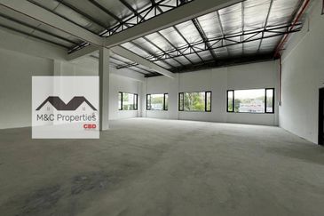 Detached Commercial Building Built Up 15814 Sqft Seremban 2 For Rent!!