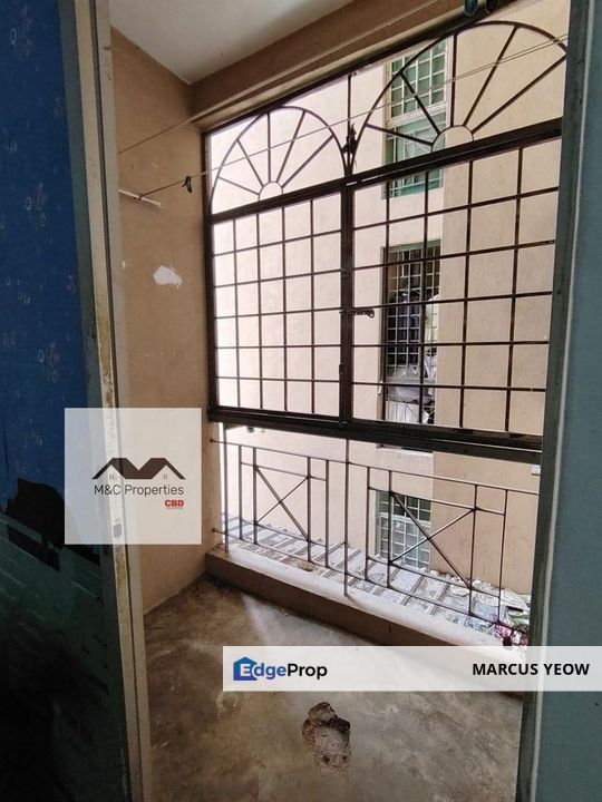 Cempaka Flat First Floor Basic Unit Garden Avenue Seremban 2 For Sale!, Negeri Sembilan, Seremban