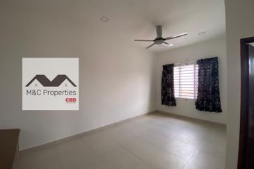 Sri Penaga Corner Fully Renovation & Kitchen Extended 2 Storey Semi-D!